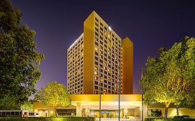 Hotel Fera Anaheim, A Doubletree By Hilton