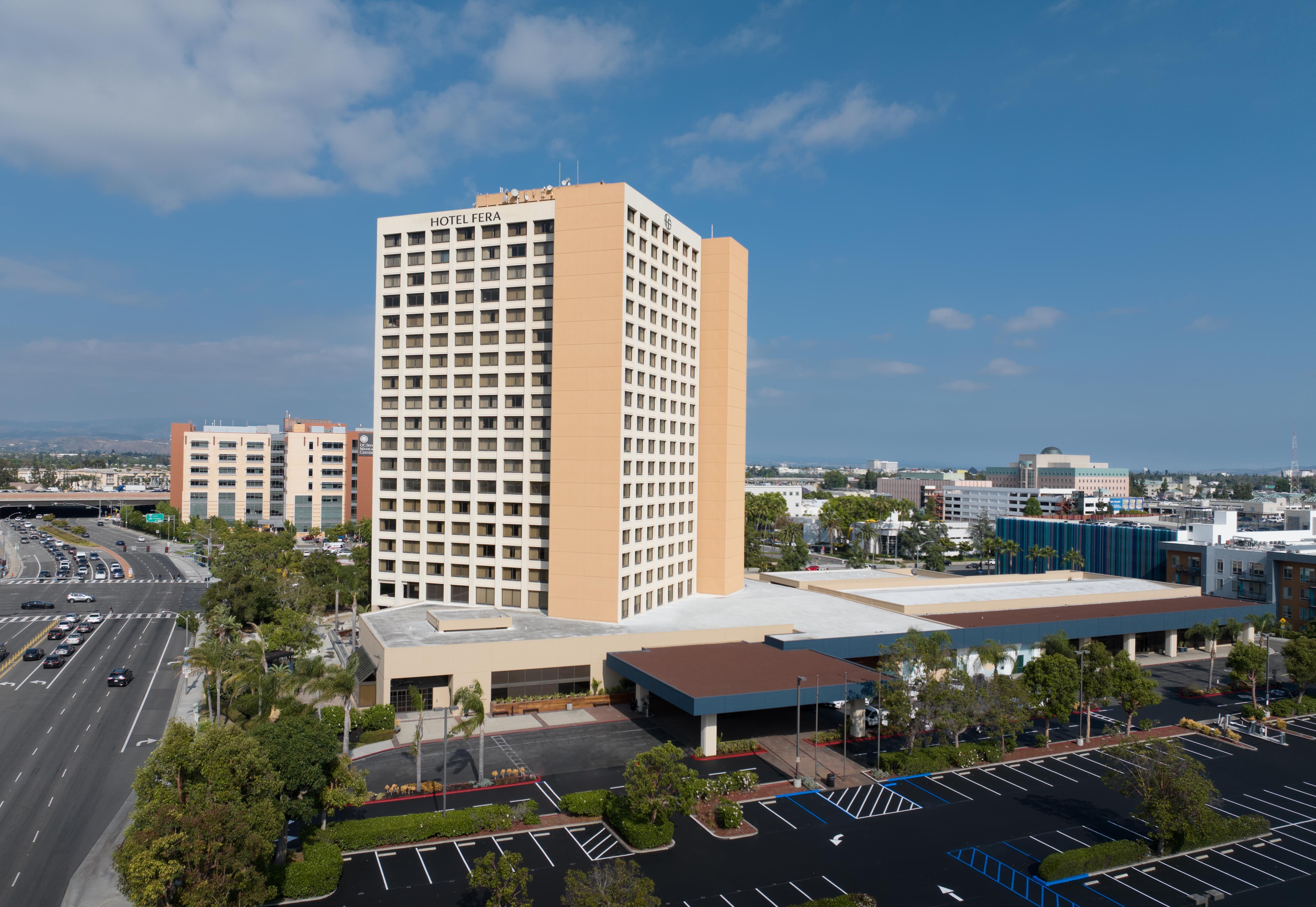 Hotel Fera Anaheim, A Doubletree By Hilton Orange Exterior foto